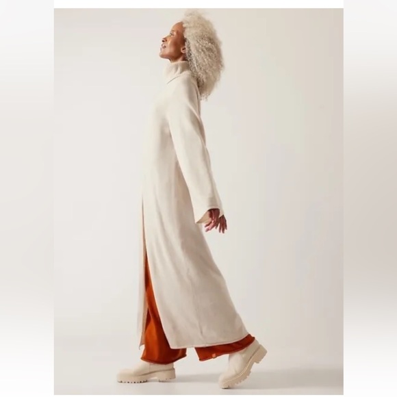 ATHLETA Alicia Keys Free To Roam Tunic - Picture 4 of 7